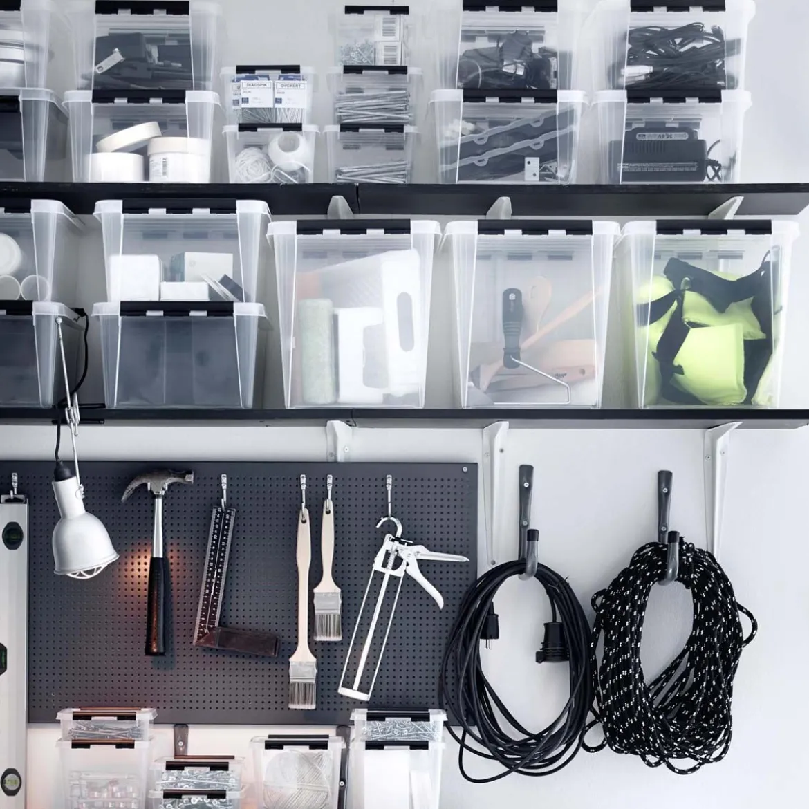 Boîte de rangement en plastique avec couvercle 14 litres