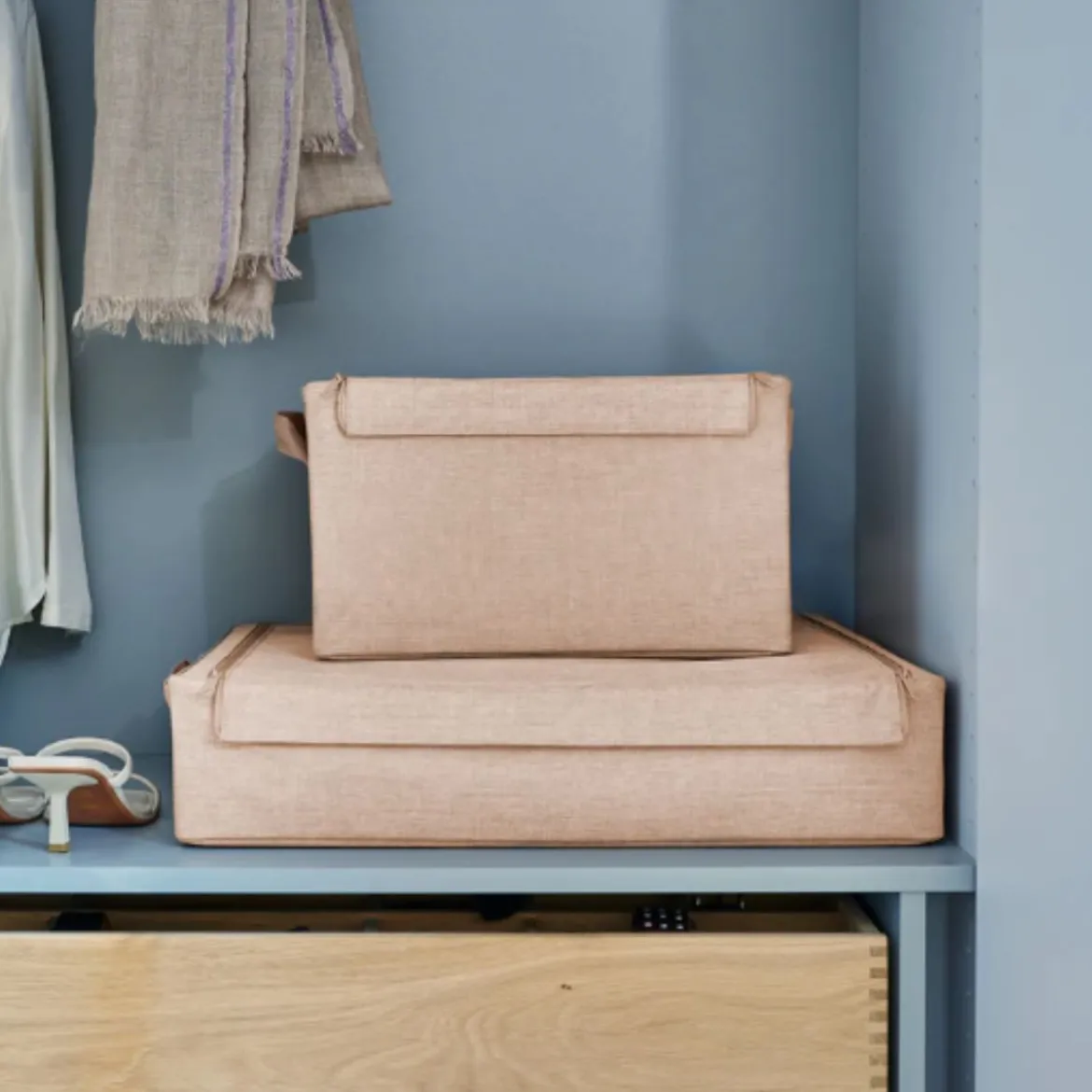 Boîte de rangement en tissu beige avec armature M