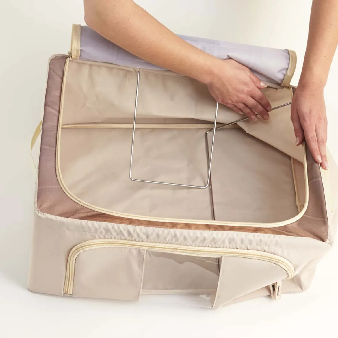 Boîte de rangement pliable avec ouverture avant 44 litres