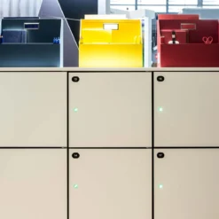 Box de rangement pour bureau partagé