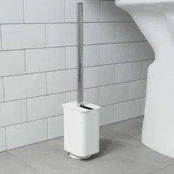 Brosse de toilette murale
