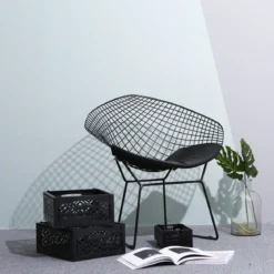 Cagette en plastique noir empilable et pliable