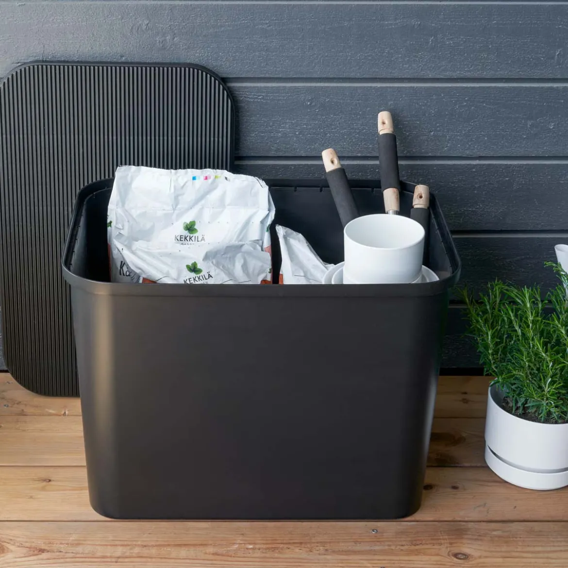 Coffre de rangement extérieur