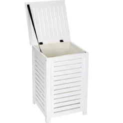 Coffre à linge sale en bois blanc