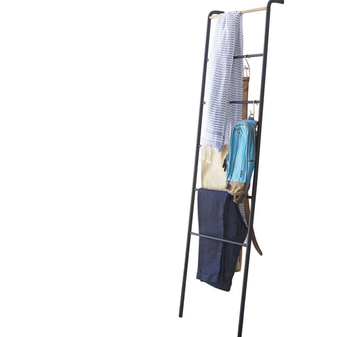 Echelle porte vêtements design