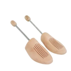 Embauchoirs en bois 44/45