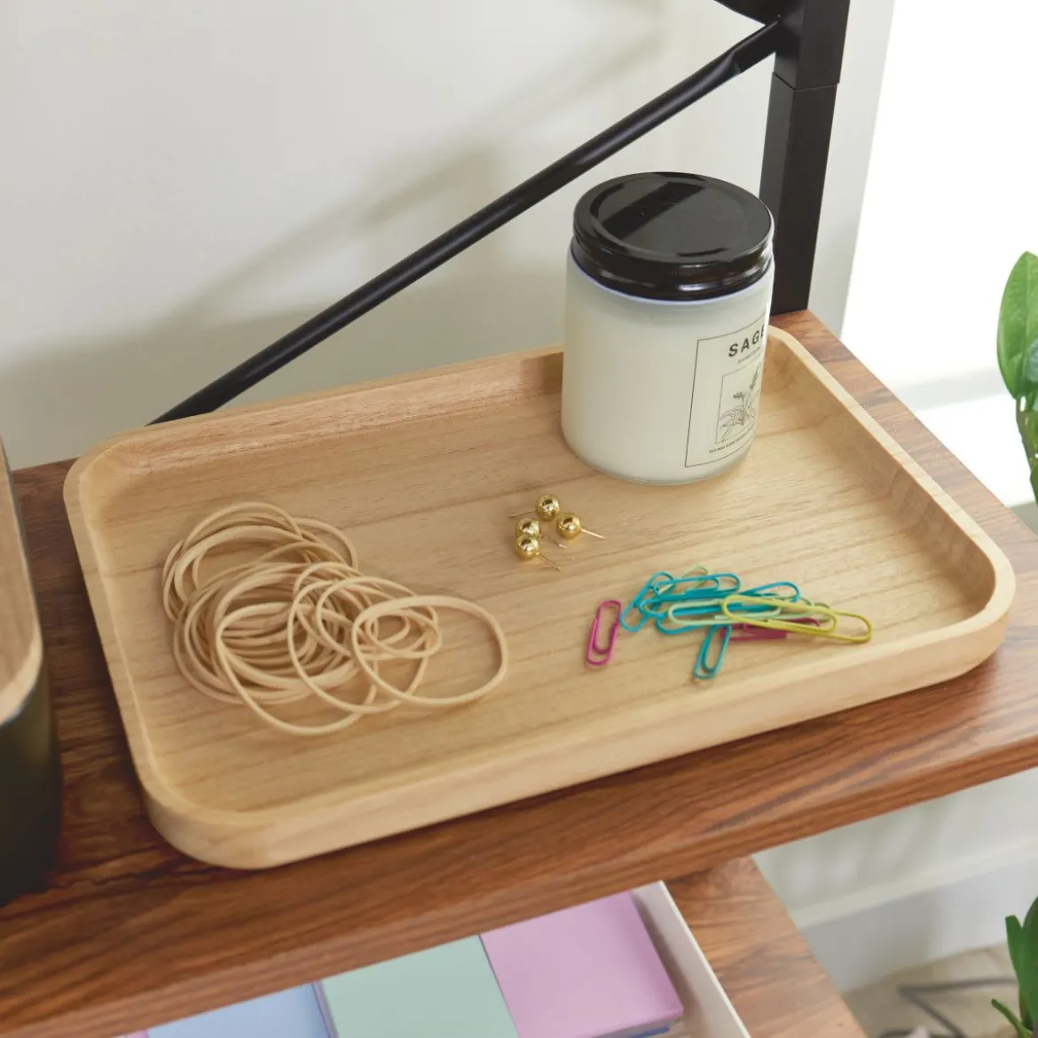 Plateau de rangement en bois