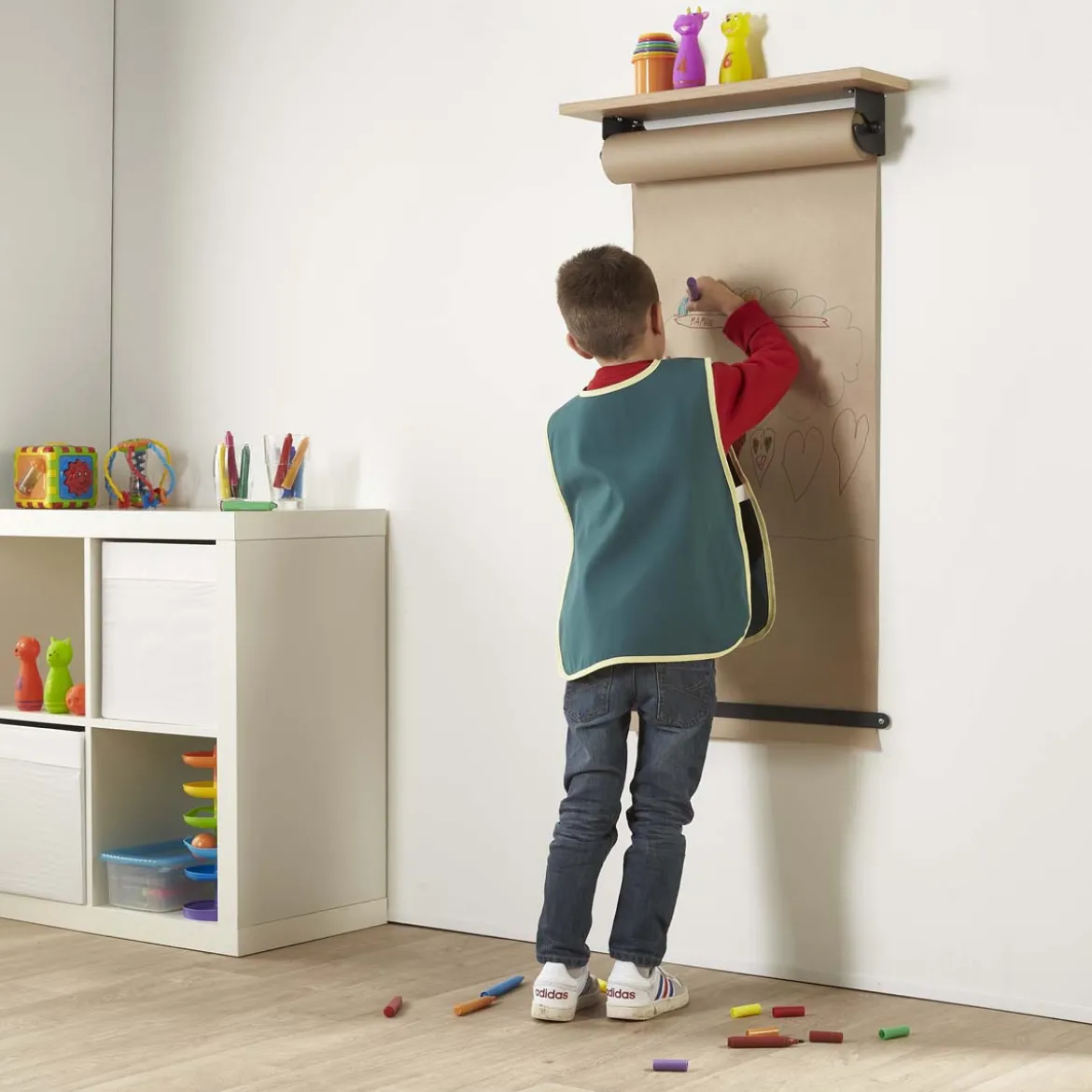 Porte-rouleau de papier kraft mural