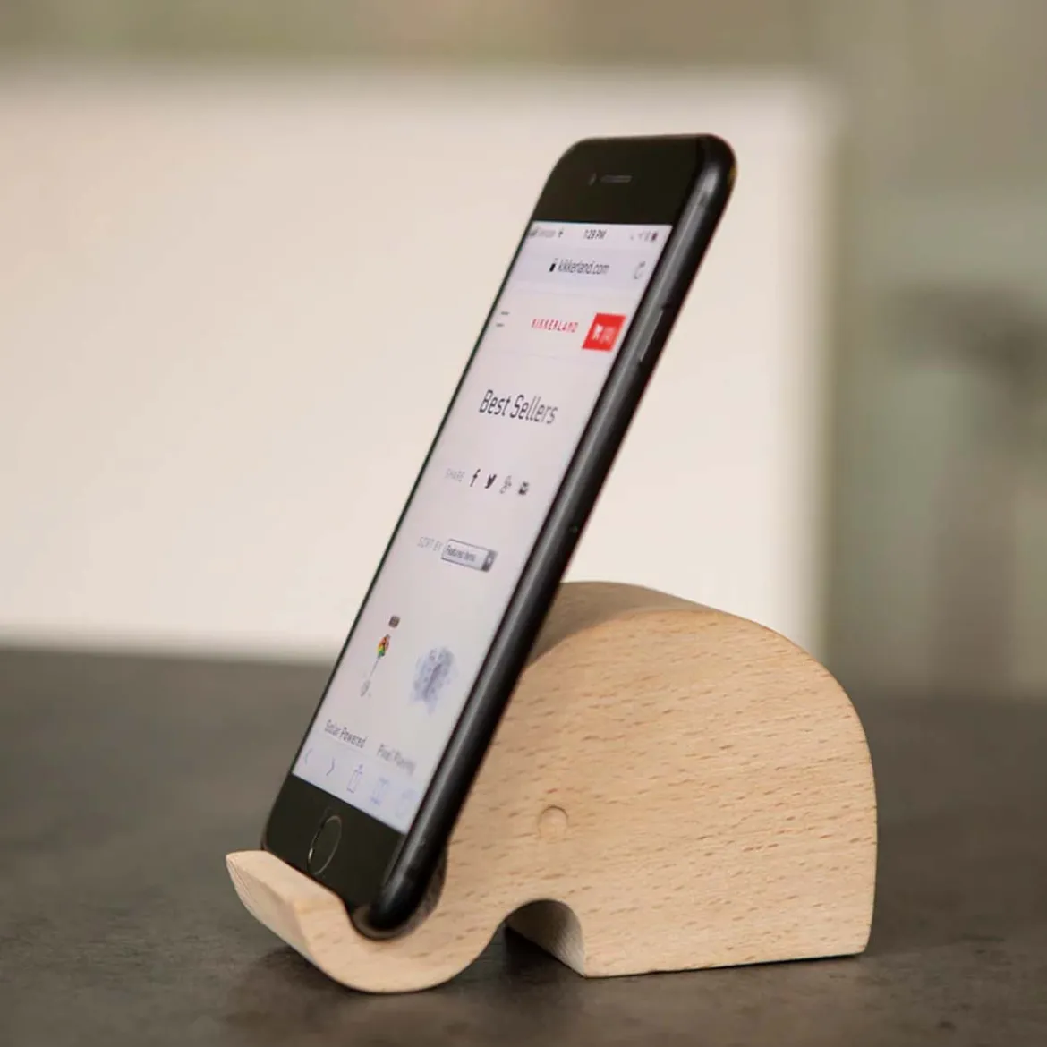 Porte téléphone en bois éléphant