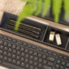 Rangement à compartiments pour bureau et ordinateur