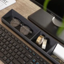 Rangement à compartiments pour bureau et ordinateur
