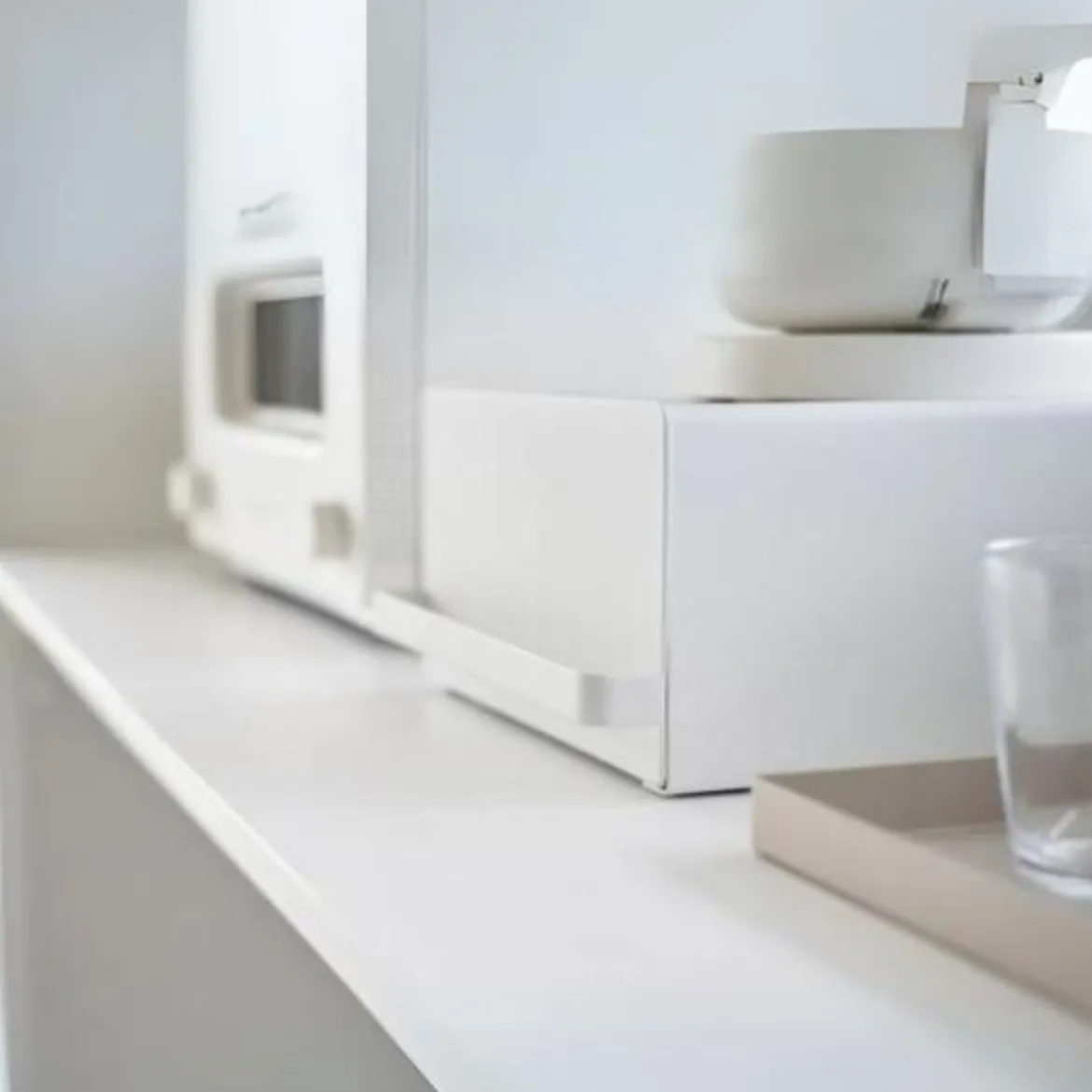 Rangement coulissant pour plan de travail