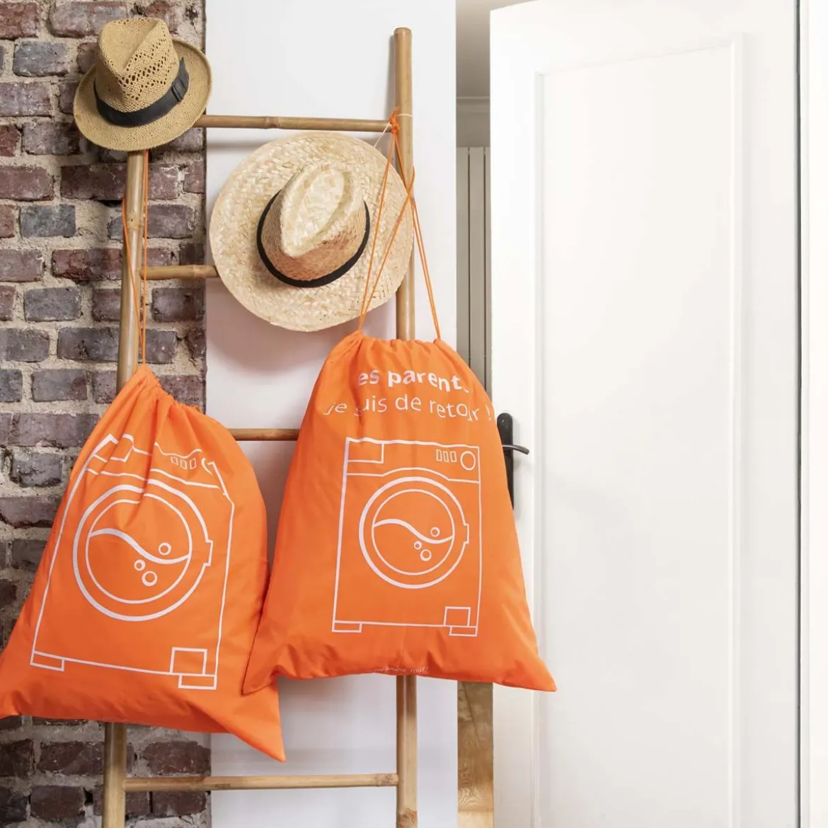 Sac à linge sale orange fluo