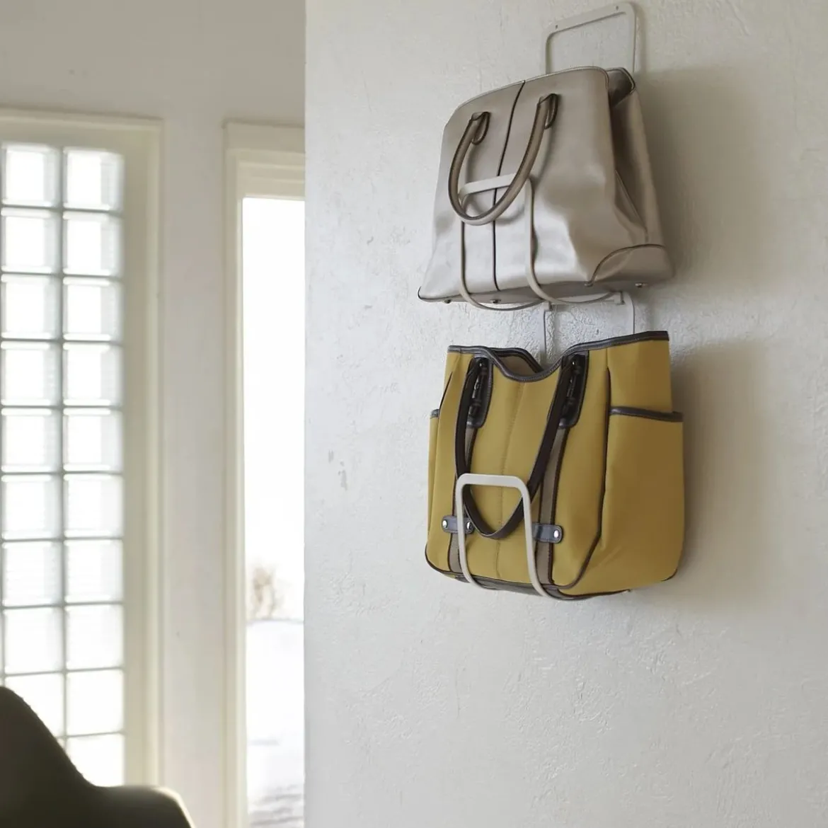 Support pour grands sacs à main