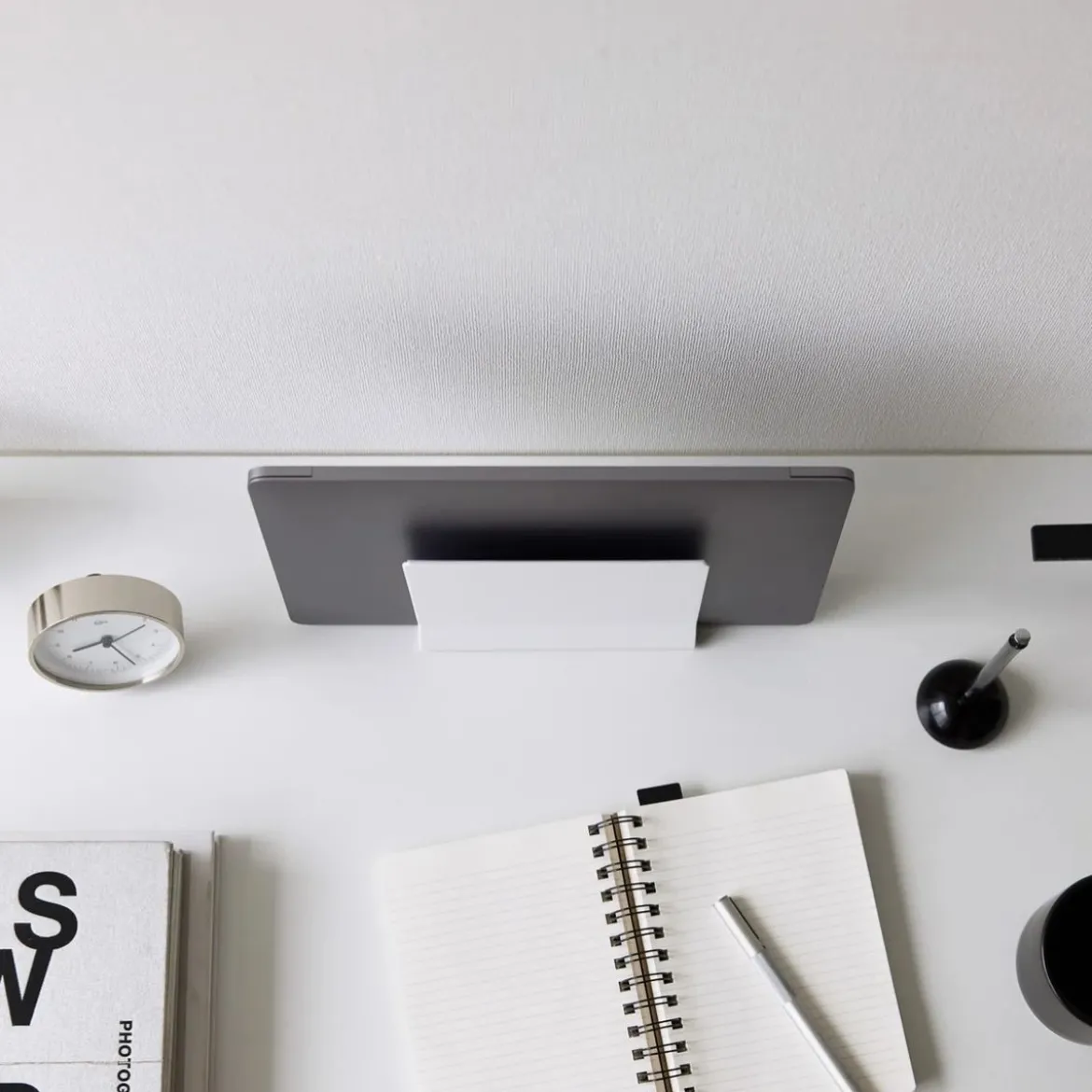Support vertical pour ordinateur portable