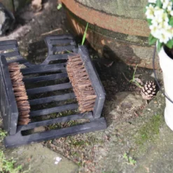 Tire bottes brosse en fonte