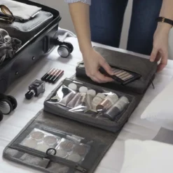 Trousse de toilette homme à suspendre